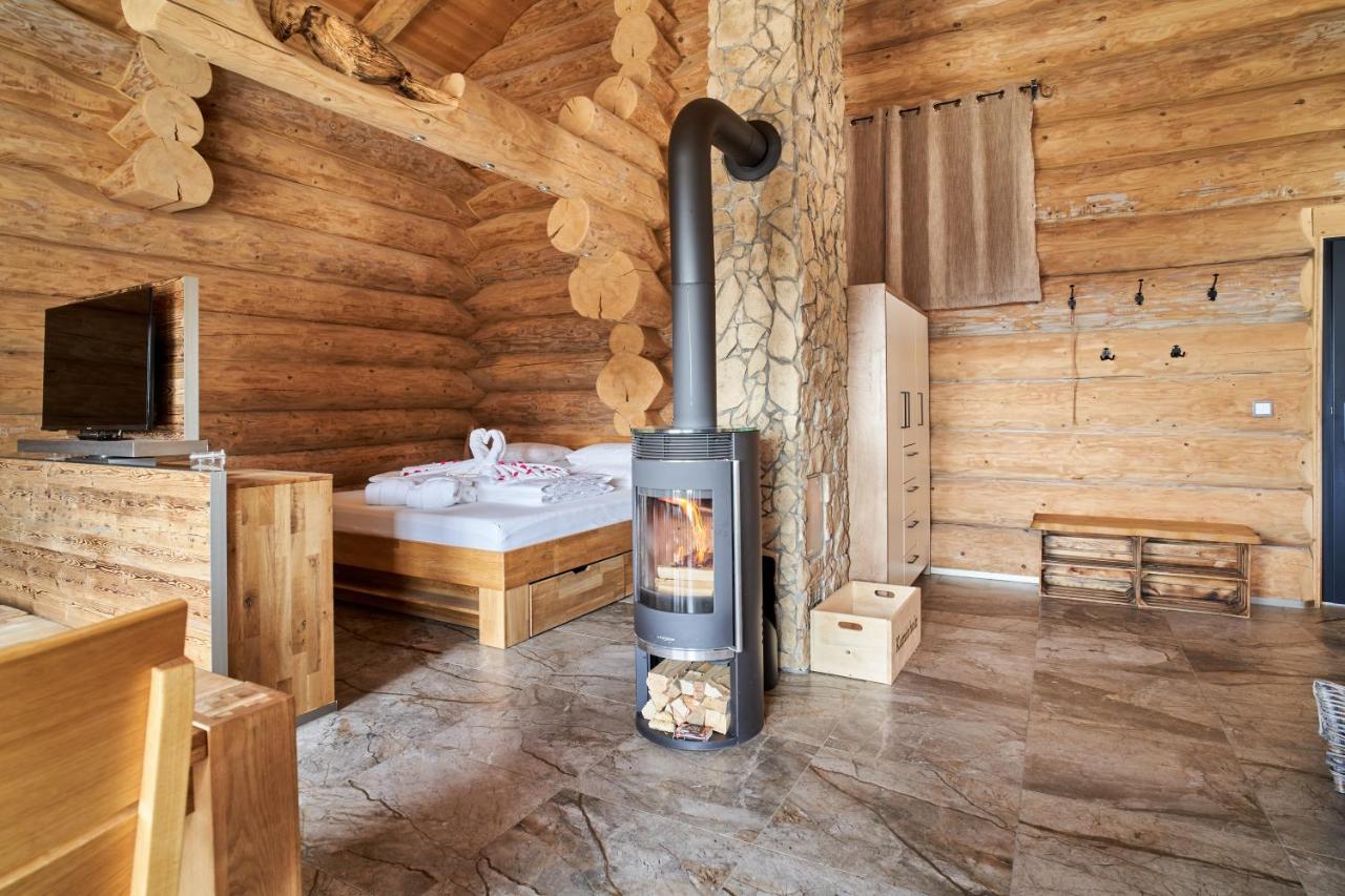 Blockhausen Luxus Chalets Oberschwarzenberg Екстериор снимка