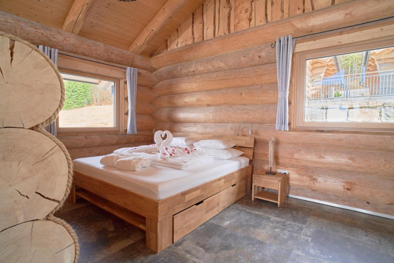 Blockhausen Luxus Chalets Oberschwarzenberg Екстериор снимка