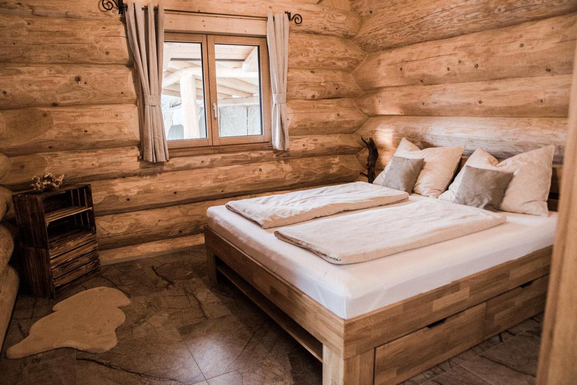 Blockhausen Luxus Chalets Oberschwarzenberg Стая снимка
